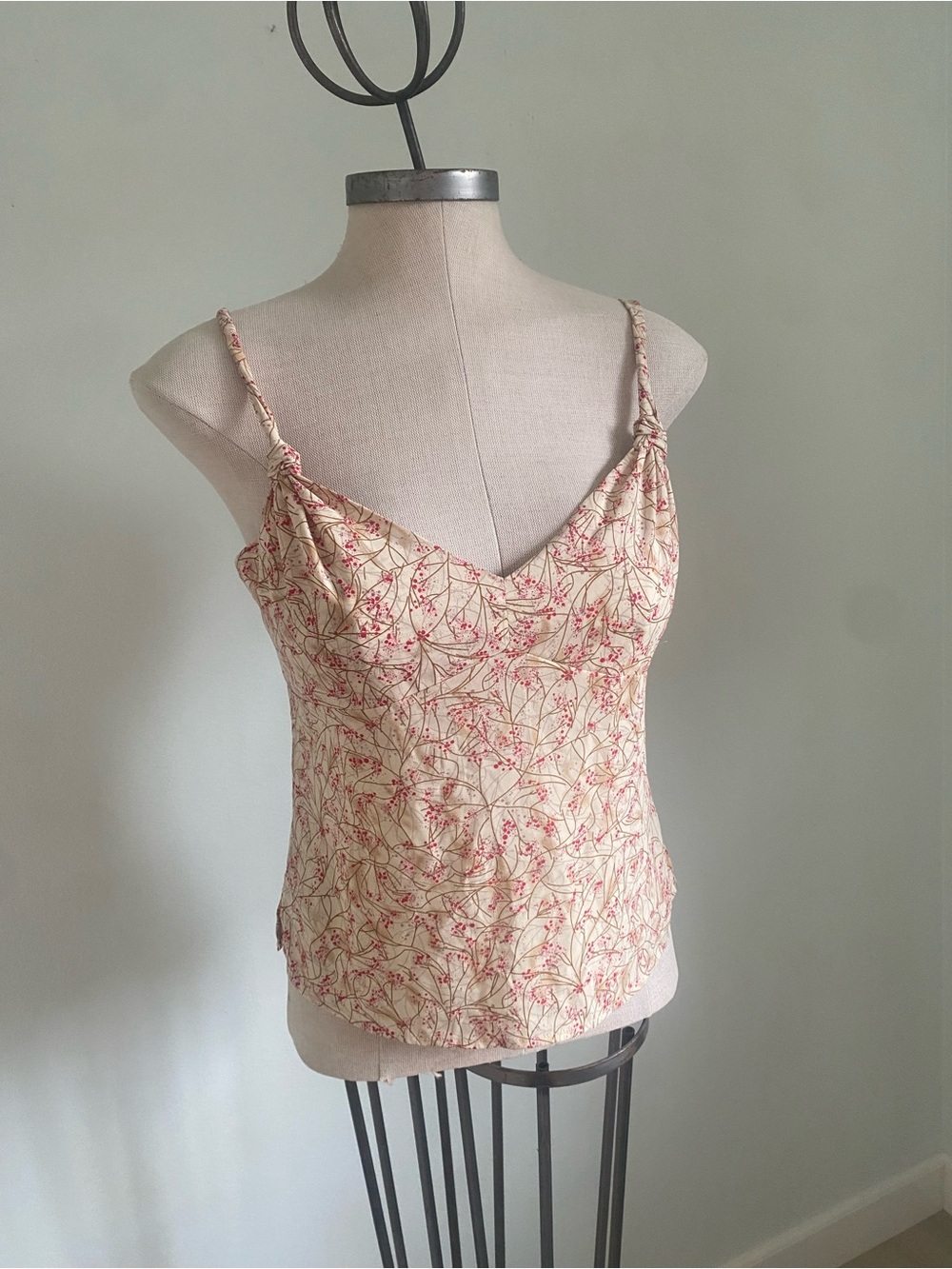 BCBGMaxAzria Cream Floral V-Neck Spaghetti Strap Camisole